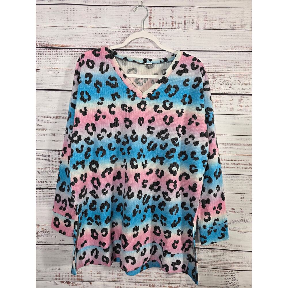 Zenana Women's Large Rainbow Leopard Pring Long Sleeve Top Waffle Knit size L